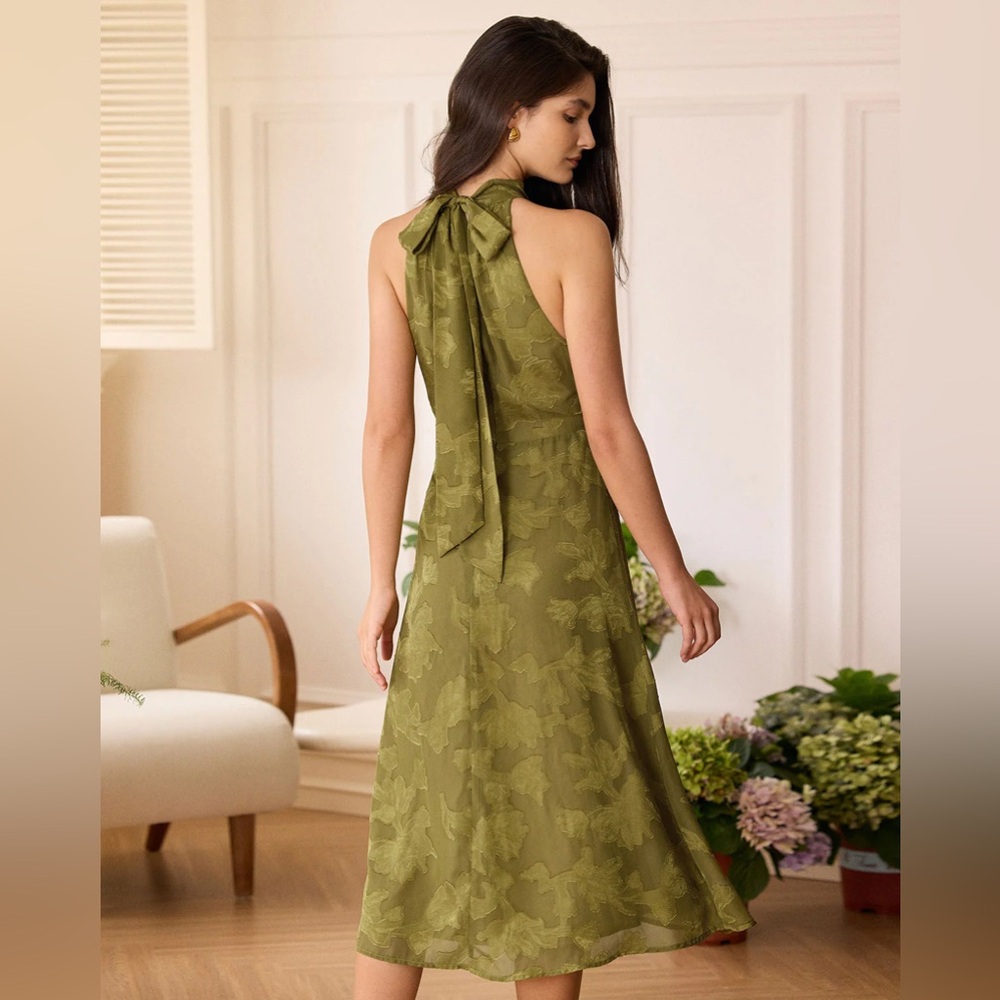 Rihoas Green Jacquard Ruched Halter Midi Dress